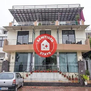 https://everest-international.udaipurhotels.org